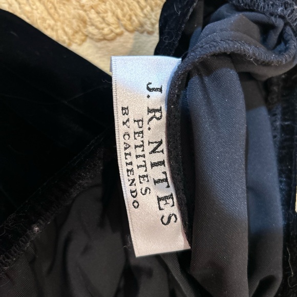 J. R. Nites velvet skirt - Picture 2 of 5